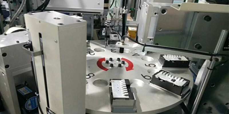 2. 自动螺丝锁附.jpg.png